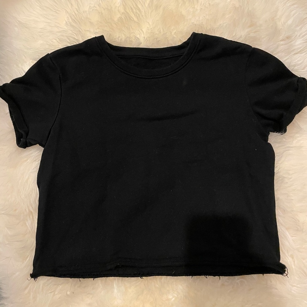 Alphalete crop